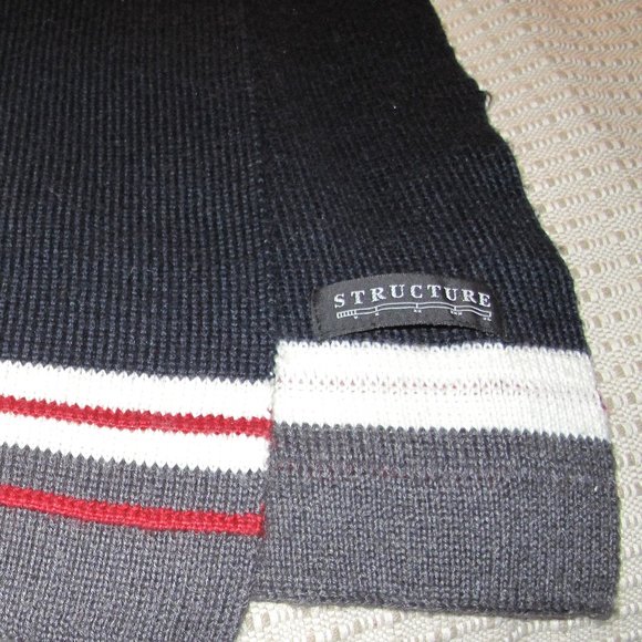 Structure knitted men's scarf - Picture 1 of 9